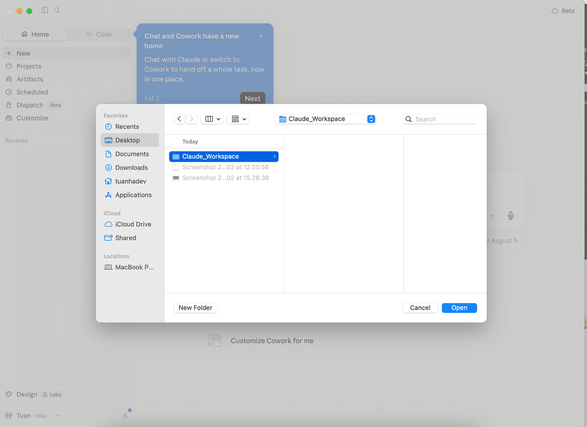 Hộp thoại chọn thư mục của macOS với thư mục Claude_Workspace đang được chọn, mở ra từ ứng dụng Claude